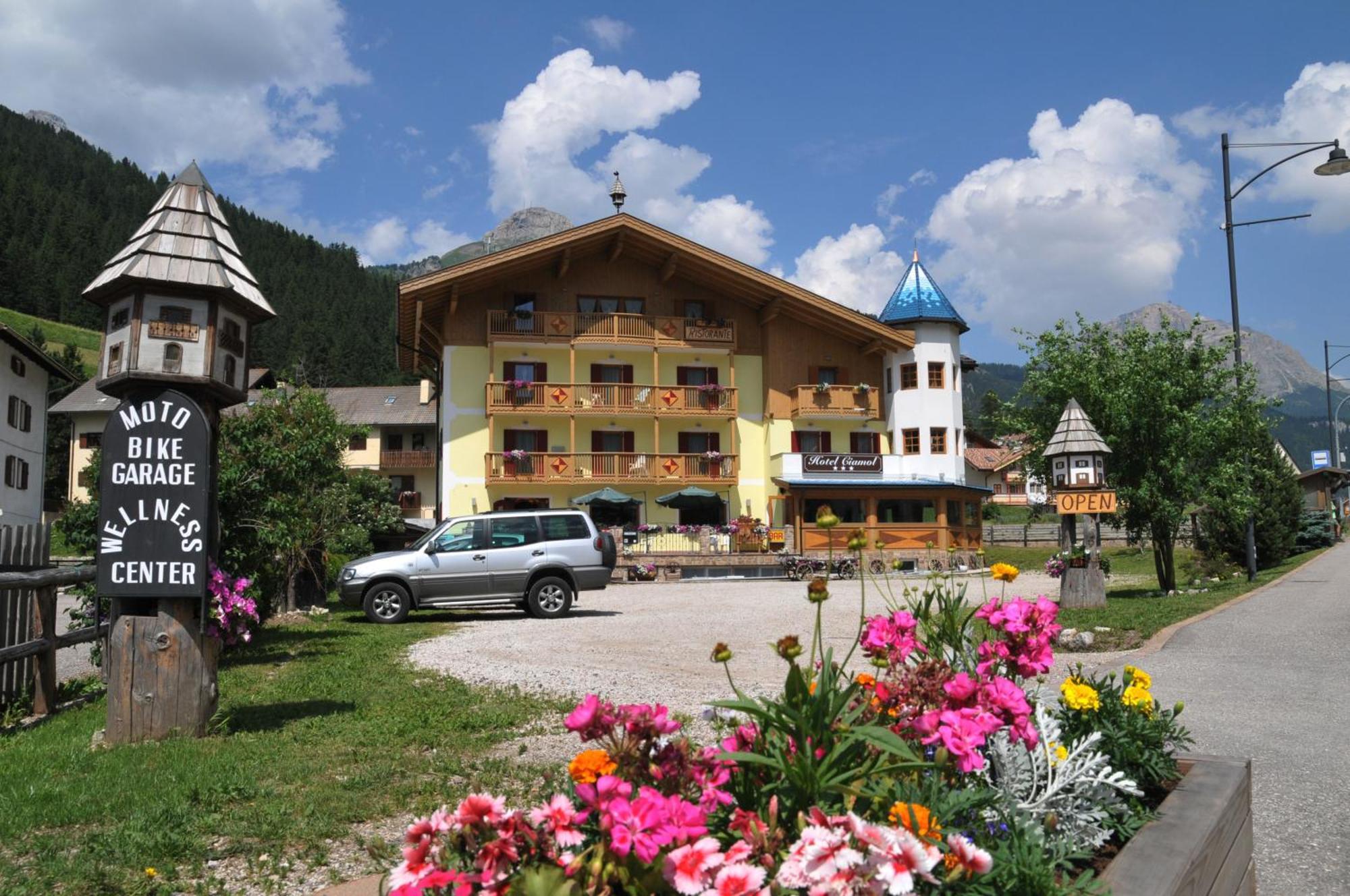 Hotel Ciamol Campitello di Fassa Εξωτερικό φωτογραφία