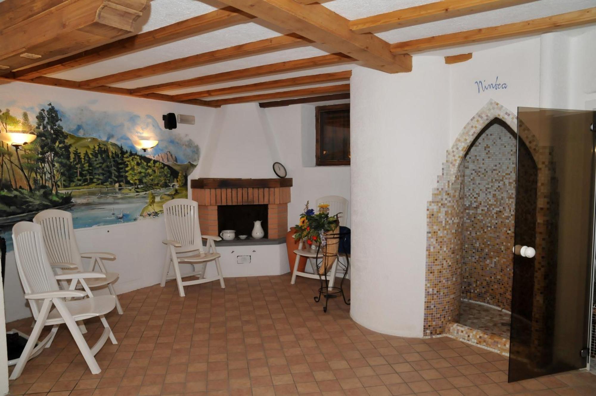 Hotel Ciamol Campitello di Fassa Εξωτερικό φωτογραφία