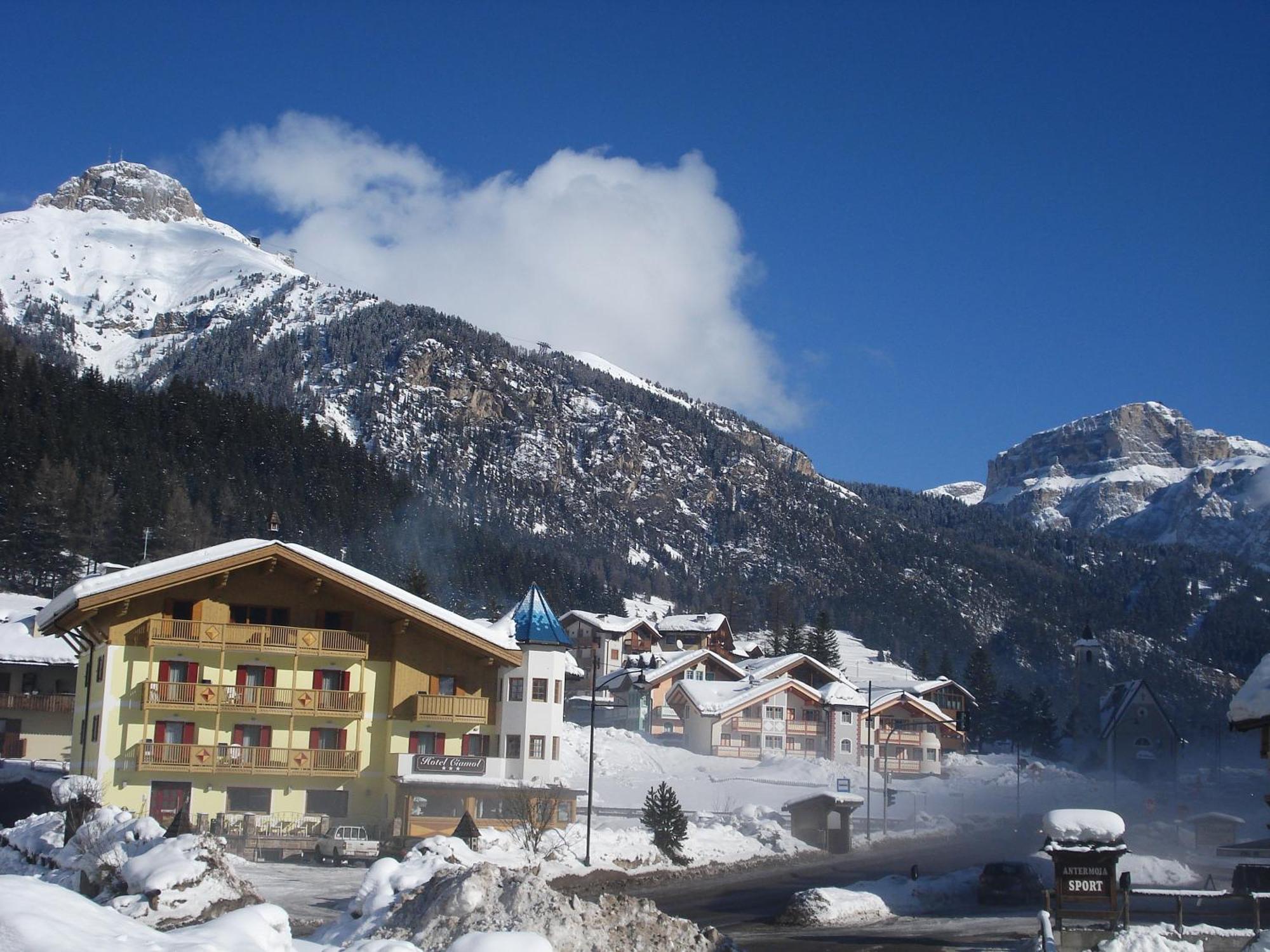 Hotel Ciamol Campitello di Fassa Εξωτερικό φωτογραφία