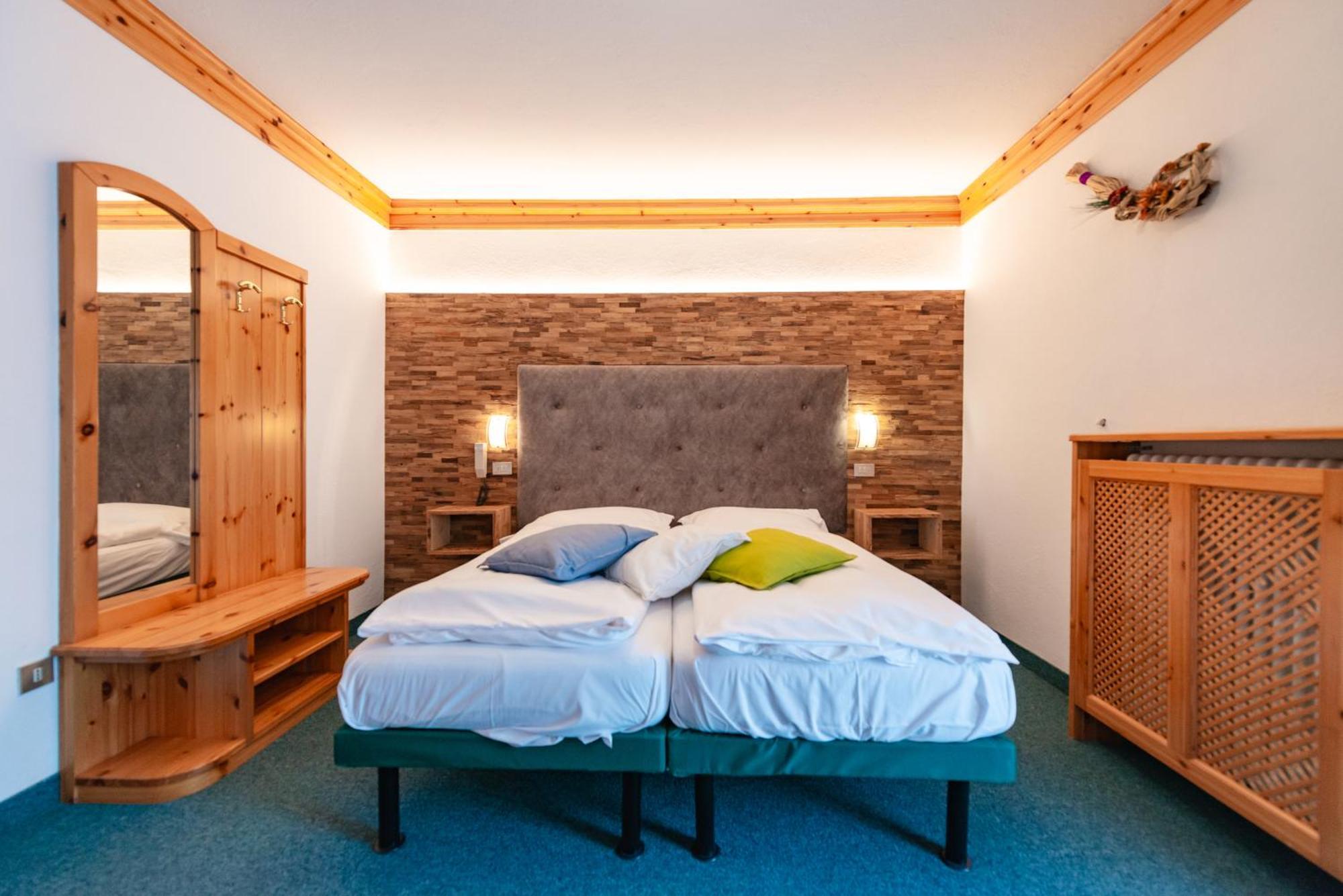 Hotel Ciamol Campitello di Fassa Εξωτερικό φωτογραφία