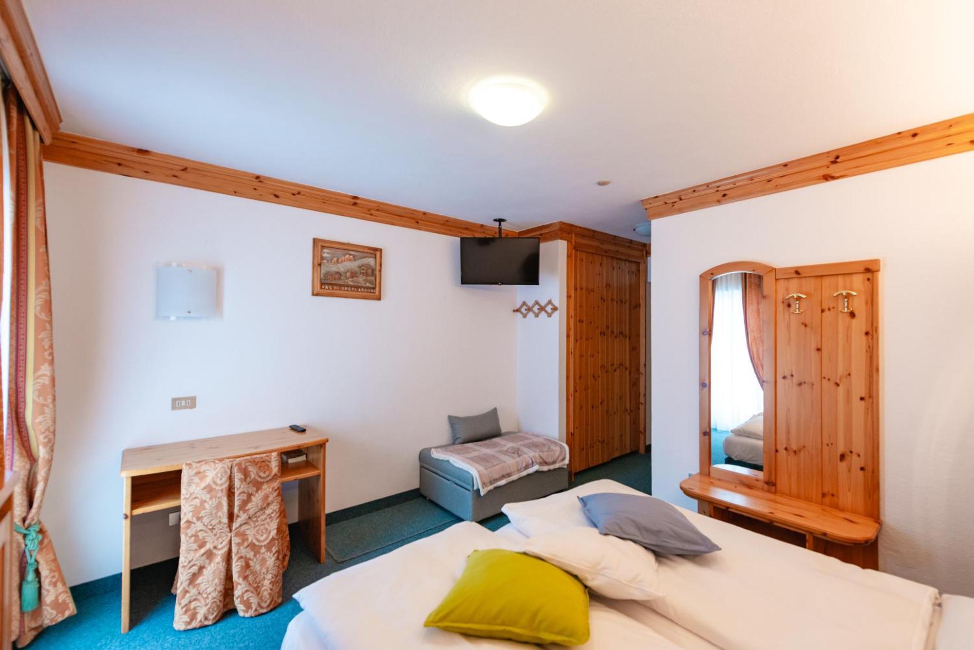Hotel Ciamol Campitello di Fassa Εξωτερικό φωτογραφία